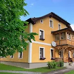 Der Ulmenhof Aparthotel 4*