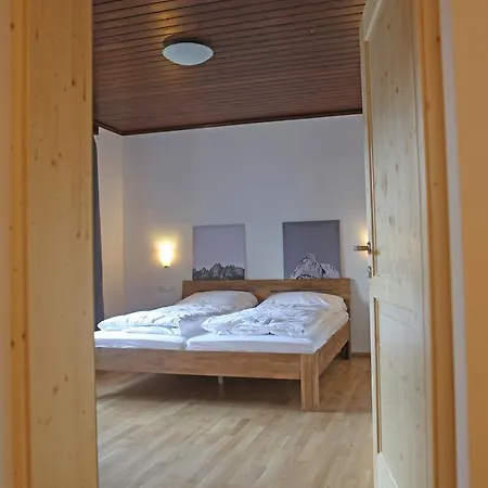 Der Ulmenhof